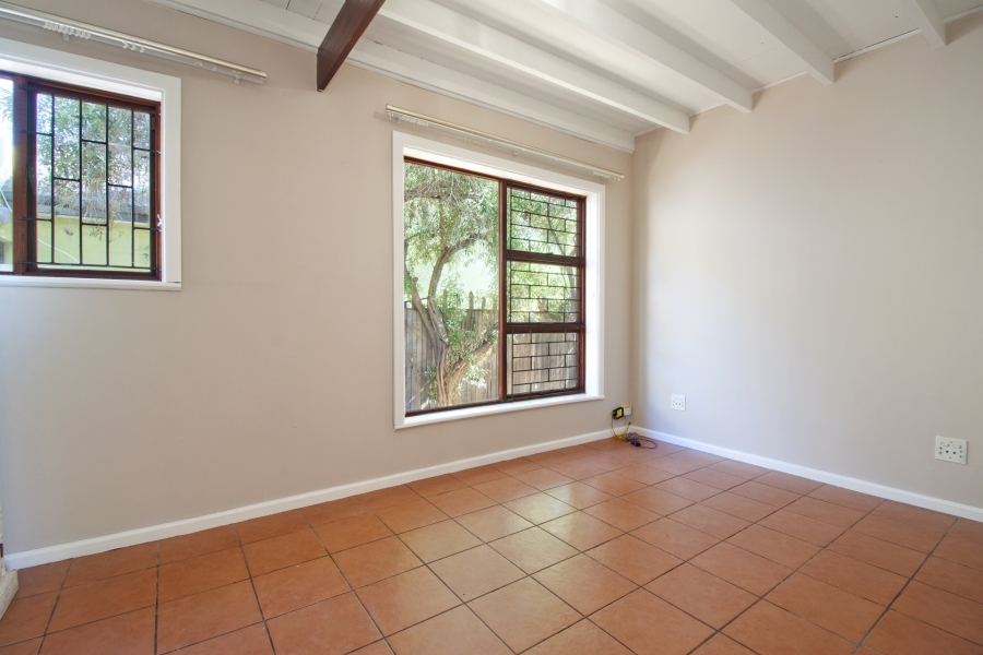 2 Bedroom Property for Sale in Kommetjie Western Cape